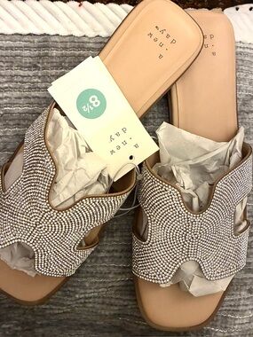 NWT a new day rhinestone-Embellished Cutout Slide sandals size 8 1/2.